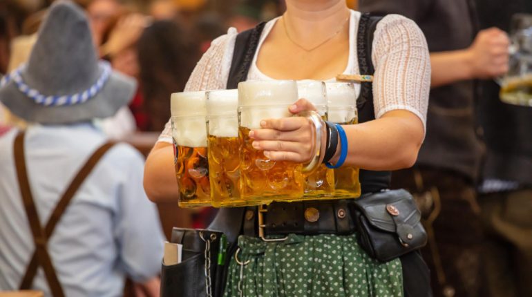 Berării din Berlin: Cele mai bune locuri pentru a savura o bere