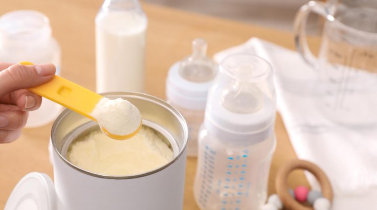 Formula lapte praf pentru bebeluși: de ce este o alegere bună