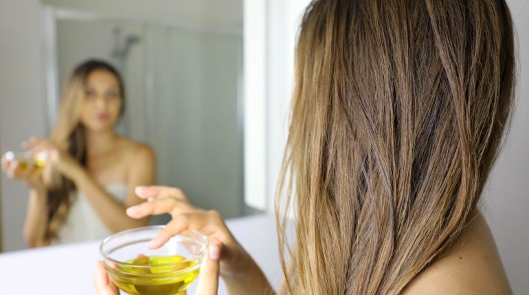 5 tratamente diverse pentru îngrijirea părului tău